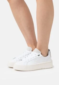 Lacoste Carnaby Plat - Baskets Basses - Off White