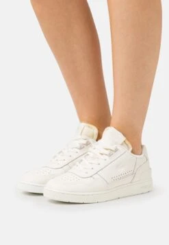 Lacoste Baskets Basses - Off White