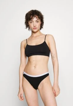 Lacoste String - Black/Grey/White