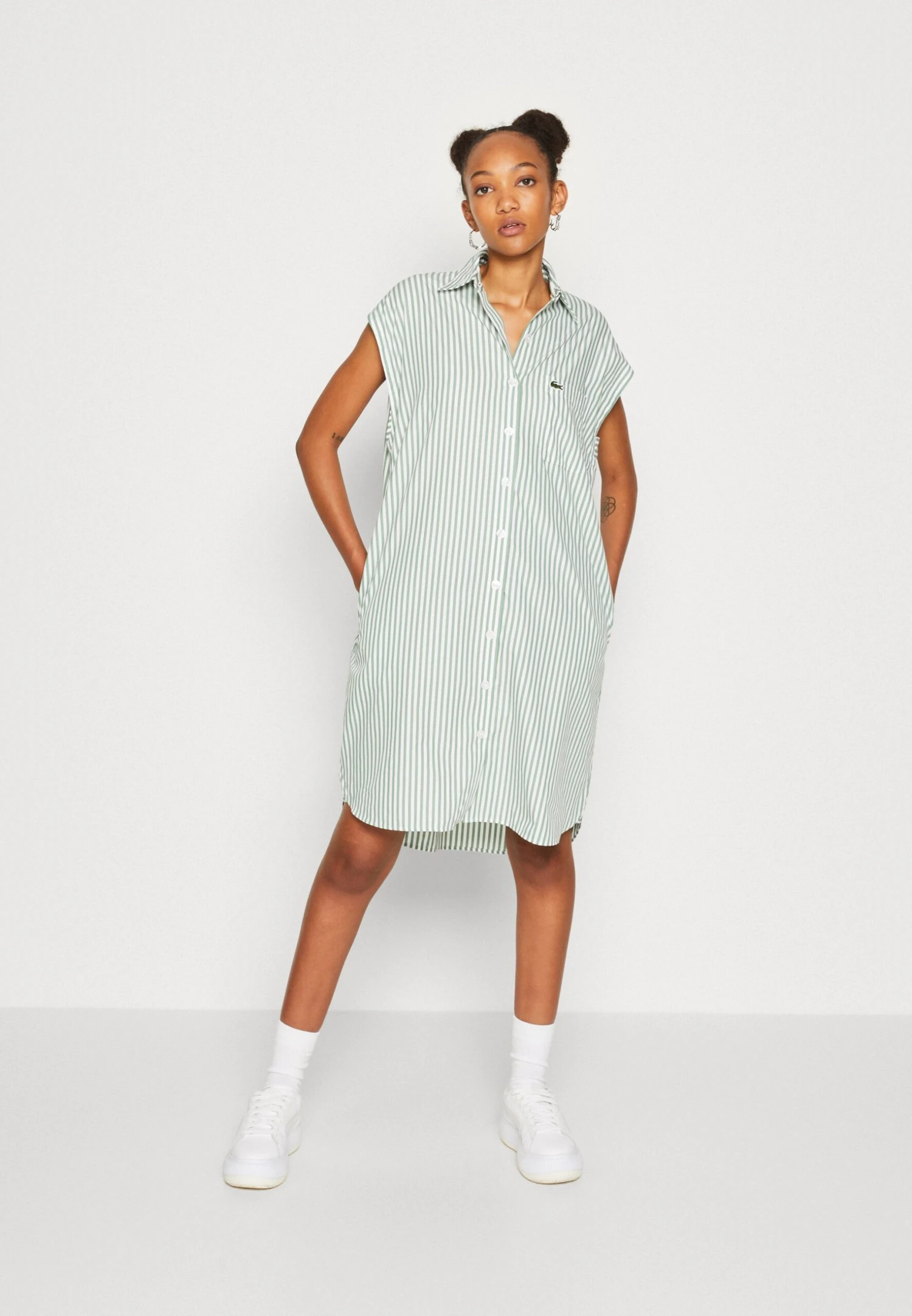 Lacoste Robe Chemise - White/Ash Tree – Image 2