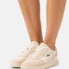 Lacoste T-Clip - Baskets Basses - Natural/Off White