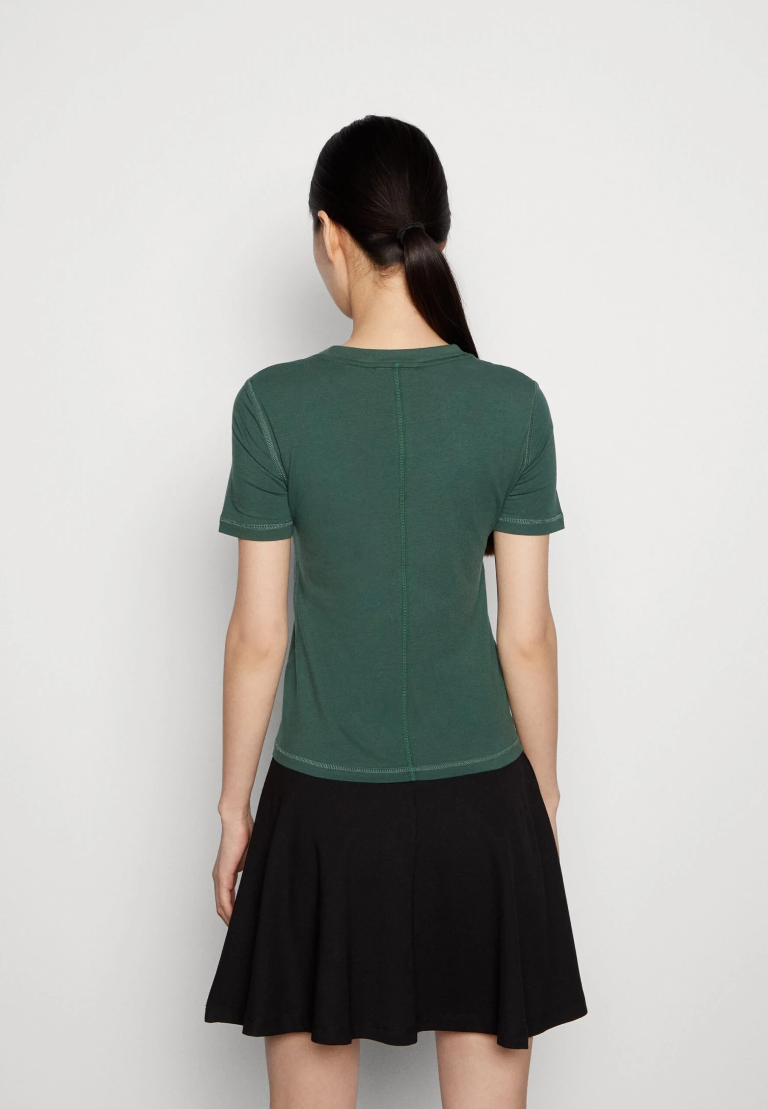 Lacoste T-Shirt Basique - Vert – Image 3