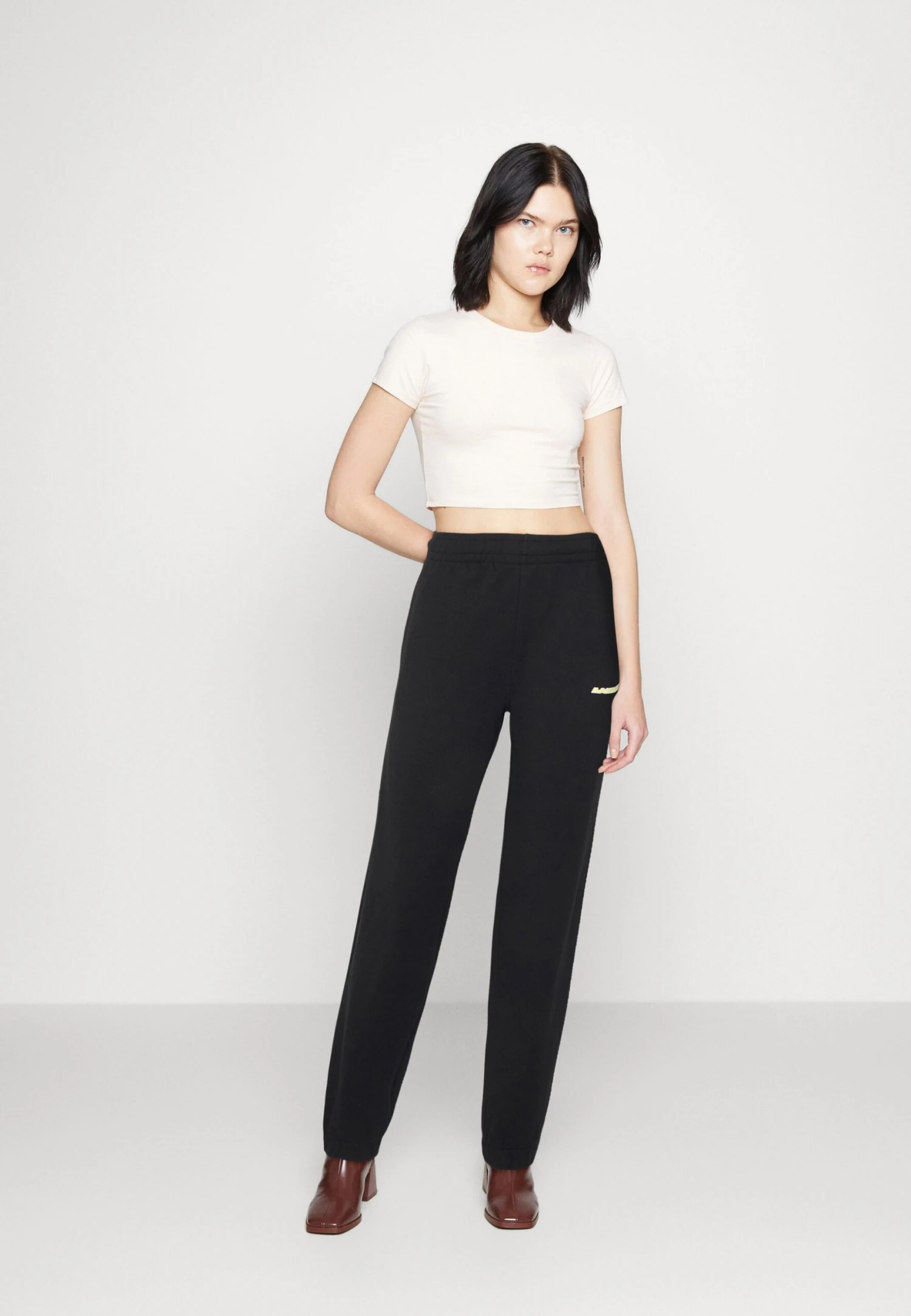 Lacoste Pantalon De Survêtement - Black – Image 2
