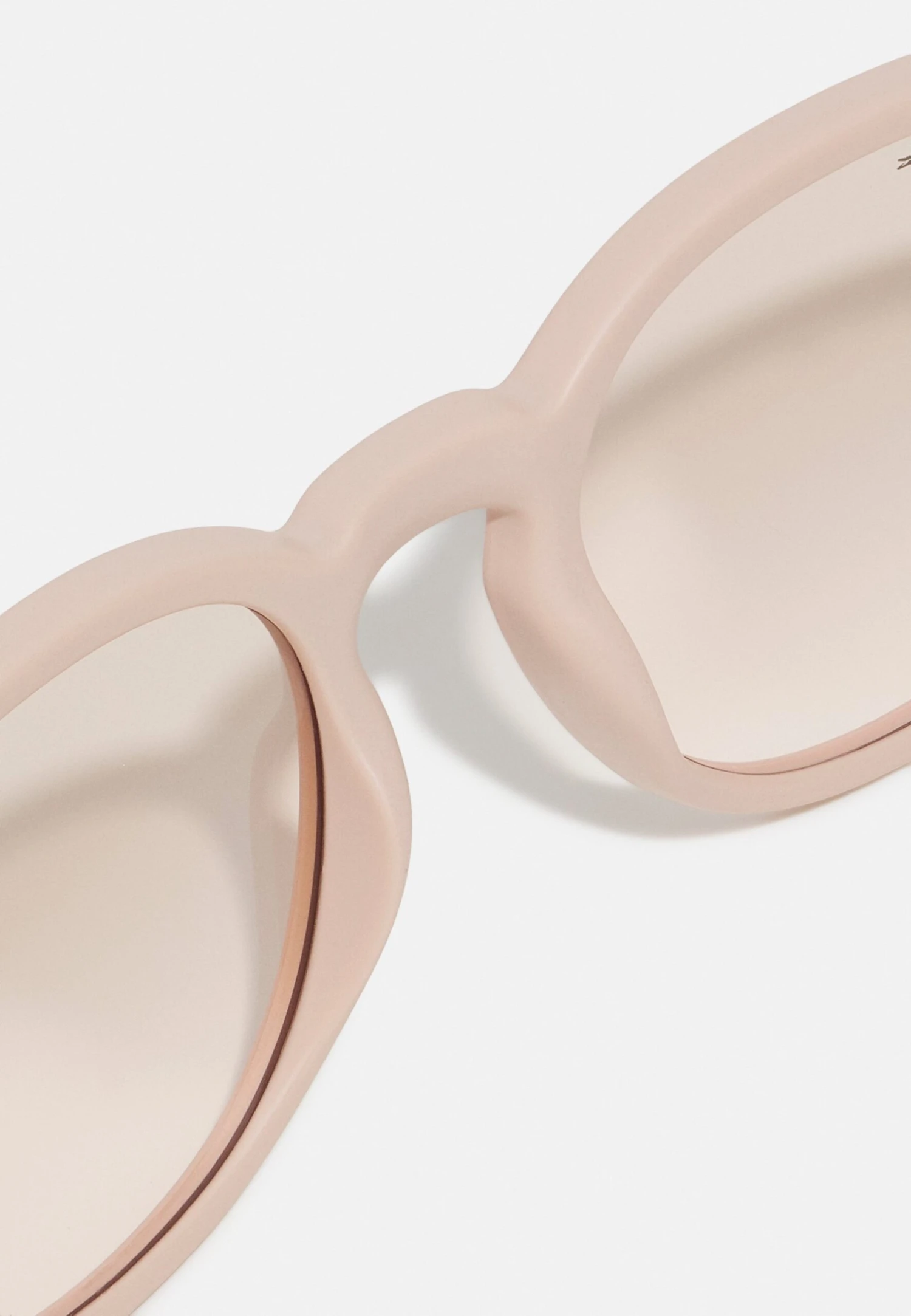Lacoste Lunettes De Soleil - Matte Pink – Image 4