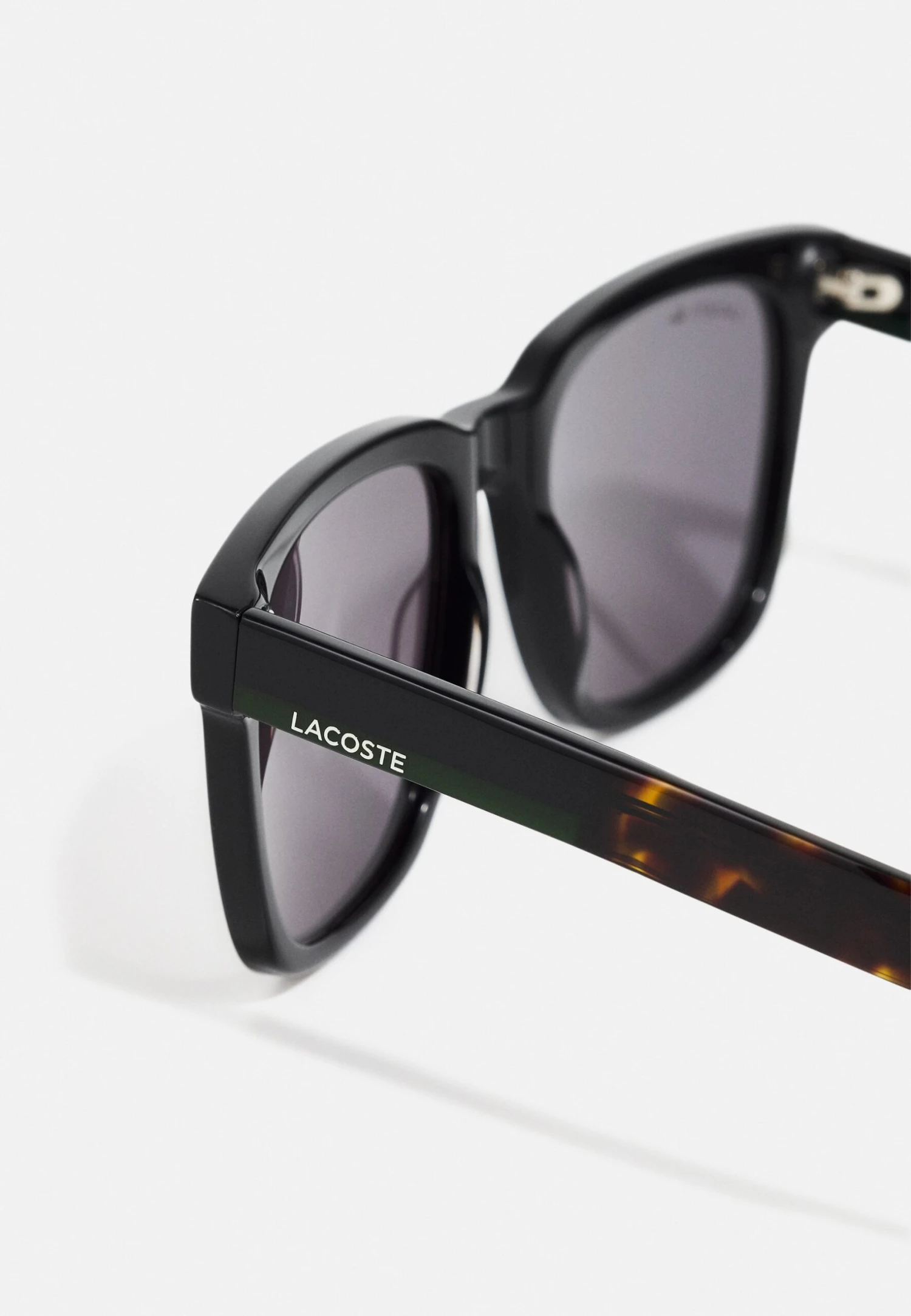 Lacoste Unisex - Lunettes De Soleil - Black – Image 3