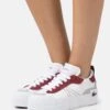 Lacoste Platform - Baskets Basses - White/Burgundy
