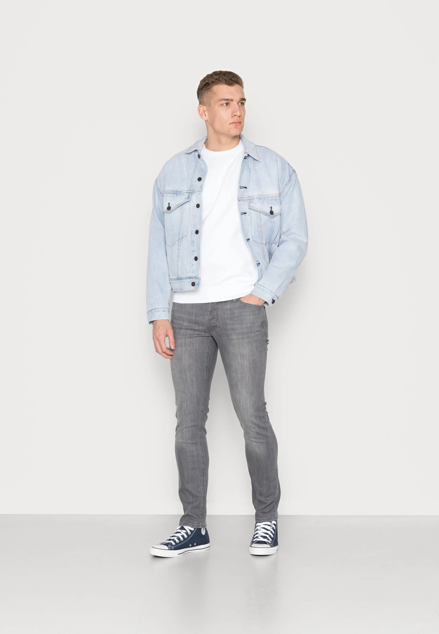 Lacoste Unisex - Sweatshirt - Blanc/Marina Neva – Image 2