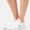 Lacoste Carnaby Piquee - Baskets Basses - White/Pink